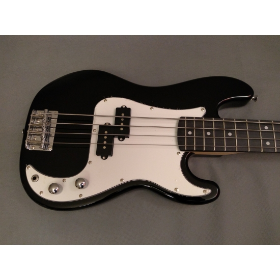 Harley Benton PB-Shorty-gitara basowa 3/4