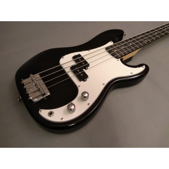 Harley Benton PB-Shorty-gitara basowa 3/4